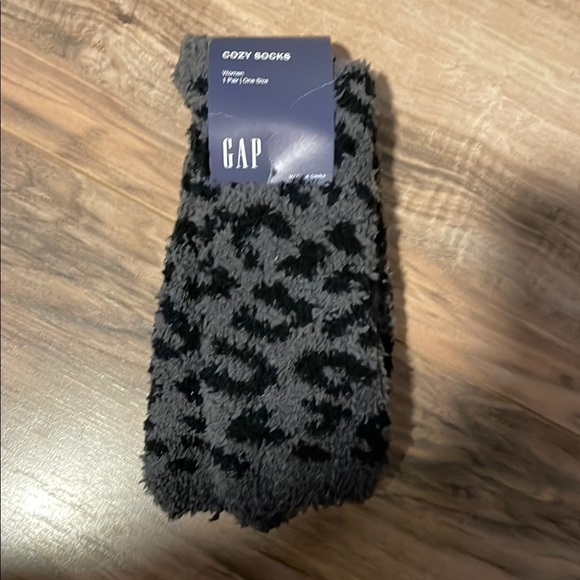 GAP Fuzzy Black and Gray Socks - Picture 1 of 3